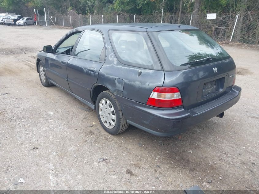 1HGCE1826RA011863 1994 HONDA ACCORD photo no. 3