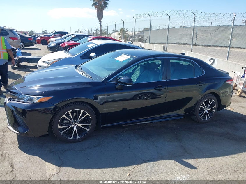 2020 TOYOTA CAMRY SE - 4T1M11AK1LU952213