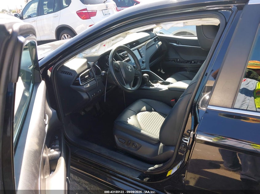 2020 TOYOTA CAMRY SE - 4T1M11AK1LU952213