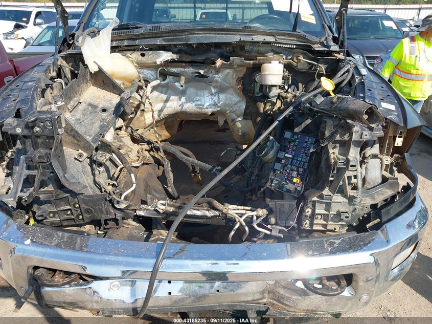 2018 Ram 3500 Laramie 4X4 8' Box VIN: 3C63RRJL3JG324158 Lot: 43185235