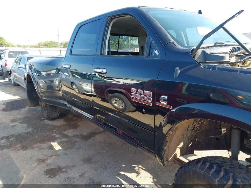 2018 Ram 3500 Laramie 4X4 8' Box VIN: 3C63RRJL3JG324158 Lot: 43185235
