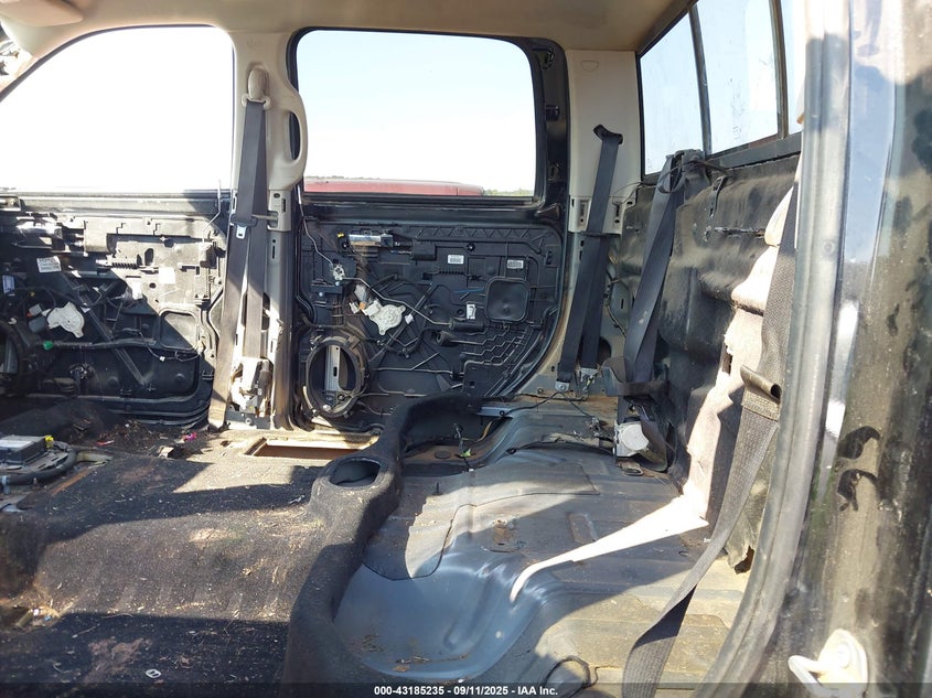 2018 Ram 3500 Laramie 4X4 8' Box VIN: 3C63RRJL3JG324158 Lot: 43185235