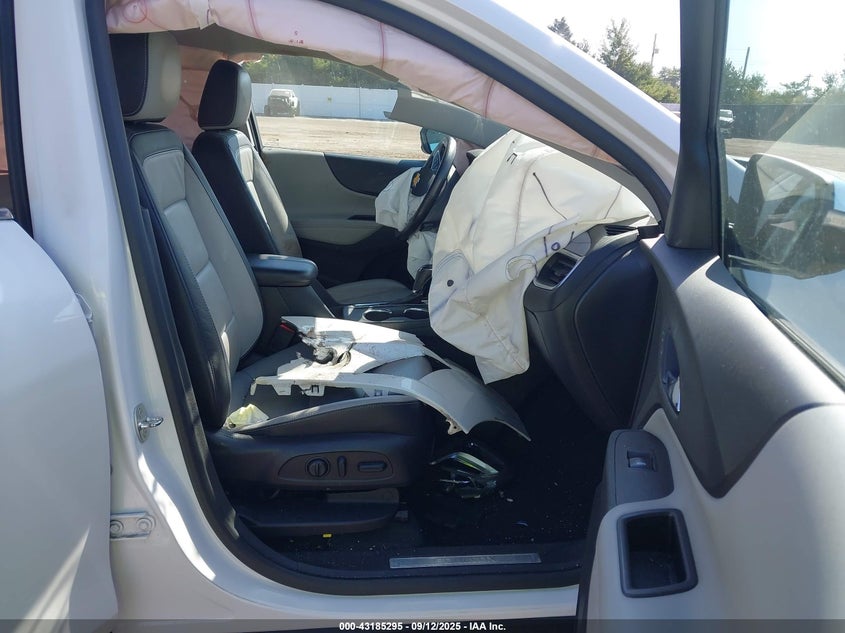 2018 CHEVROLET EQUINOX PREMIER - 2GNAXMEVXJ6260224