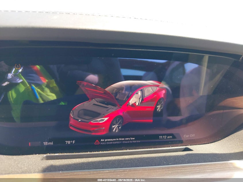 2023 Tesla Model S Dual Motor All-Wheel Drive/Standard Range VIN: 5YJSA1E51PF517805 Lot: 43185440