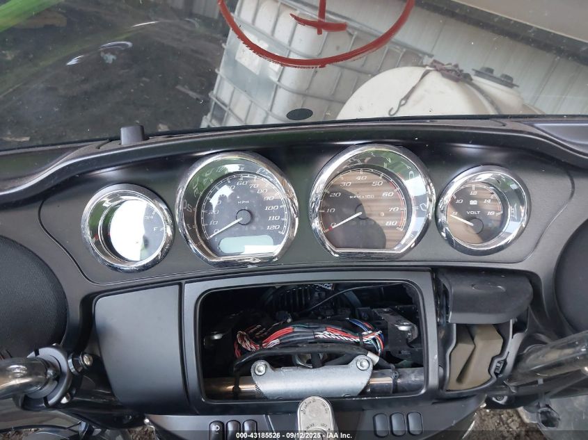 2016 Harley-Davidson Flhtcu Ultra Classic Electra Gld VIN: 1HD1FCM13GB654043 Lot: 43185526