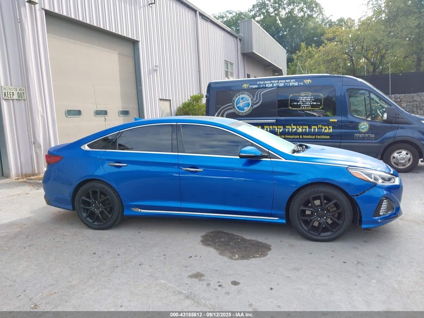 2018 HYUNDAI SONATA SPORT 2.0T - 5NPE34AB1JH616542