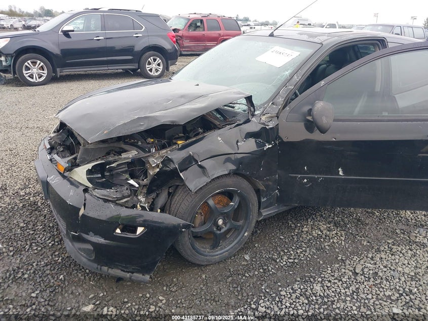 3FAHP395X2R188534 2002 FORD FOCUS photo no. 6