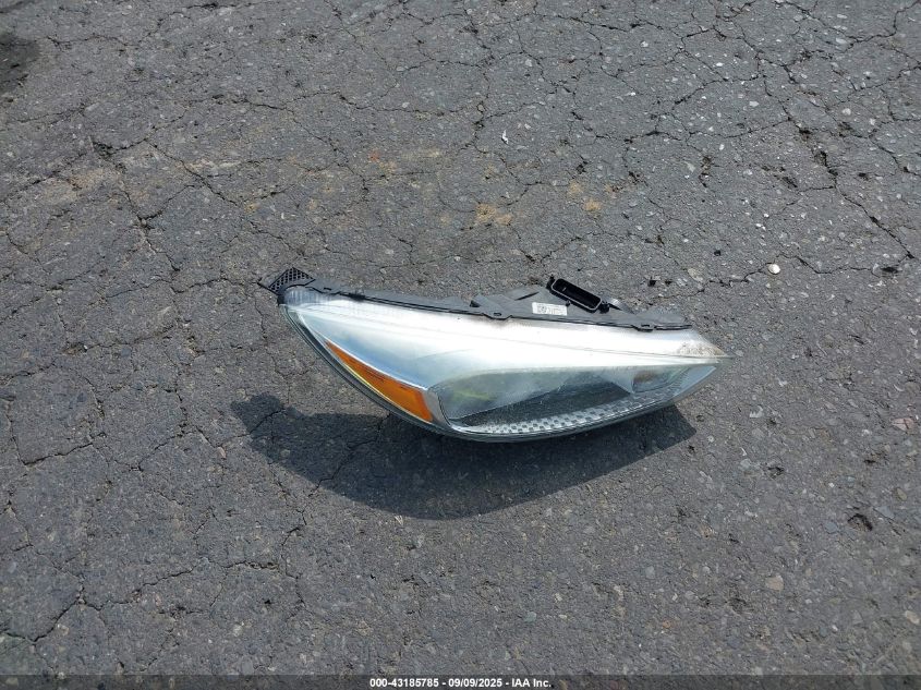 2000 Toyota Avalon Xls VIN: 4T1BF28B3YU050397 Lot: 43185785