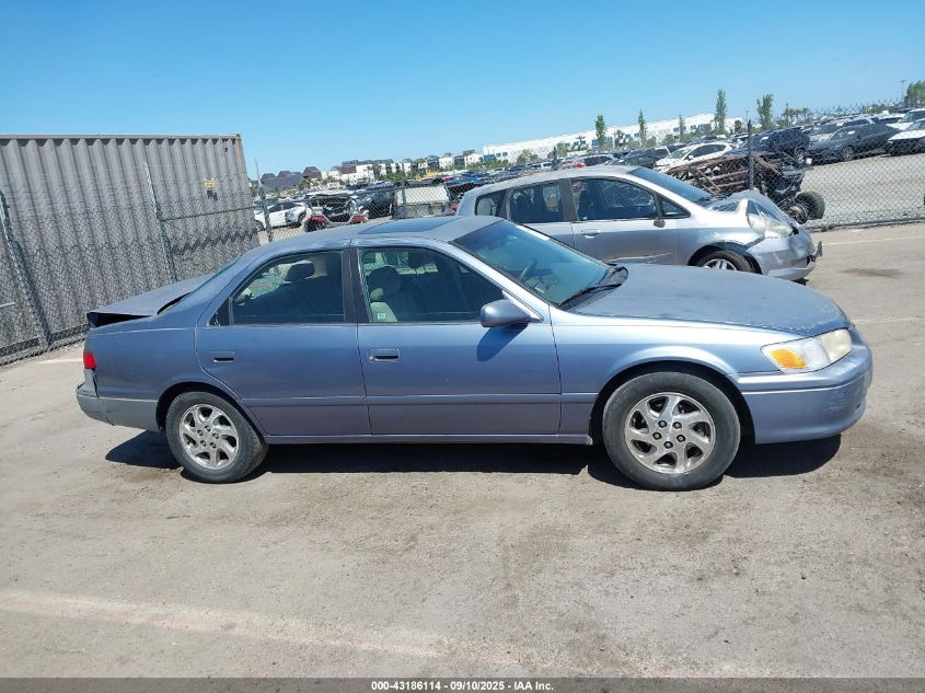 2000 Toyota Camry Le VIN: JT2BG28K5Y0405913 Lot: 43186114