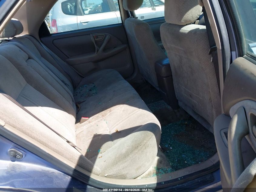 2000 Toyota Camry Le VIN: JT2BG28K5Y0405913 Lot: 43186114