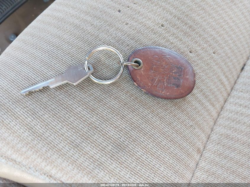 1986 Dodge Ram Wagon B250 VIN: 2B4HB21T6GK580877 Lot: 43186119