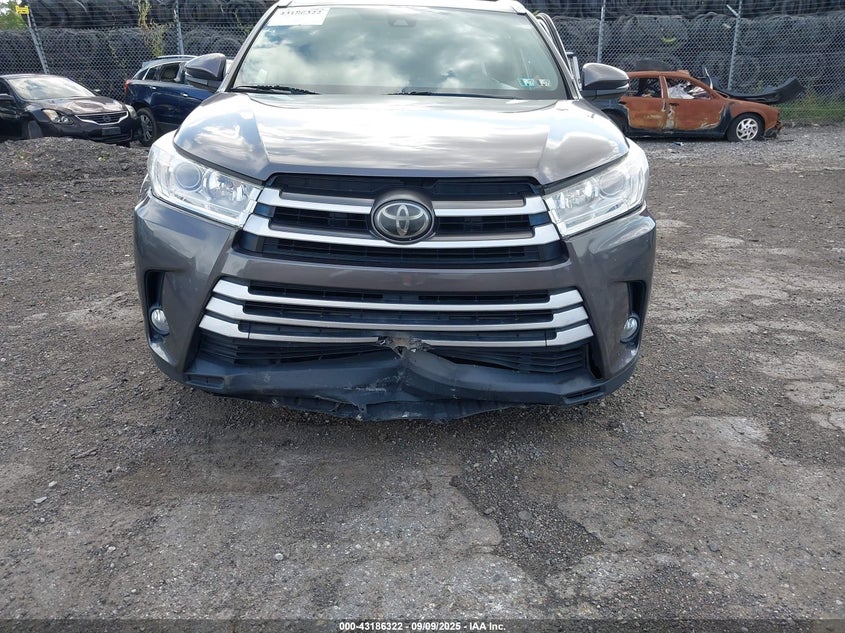 2017 TOYOTA HIGHLANDER XLE - 5TDJZRFH9HS407089