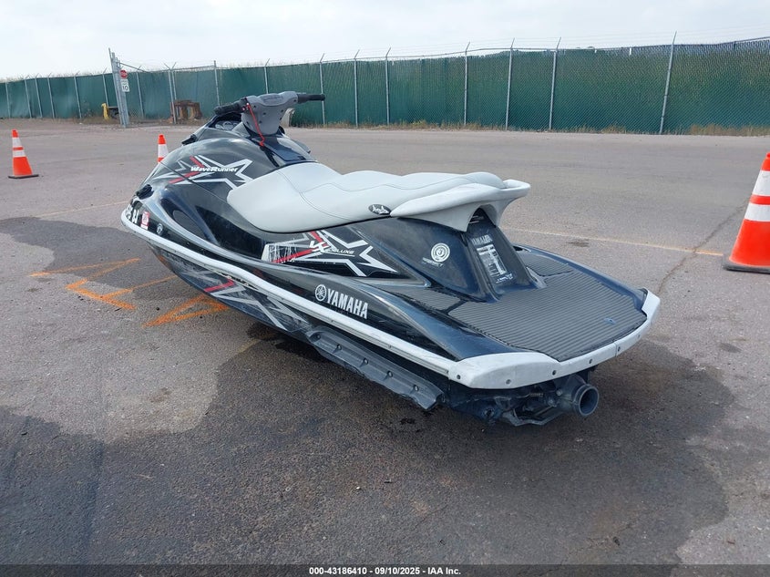 2010 Yamaha Deluxe black null null YAMA2377B010 photo #4