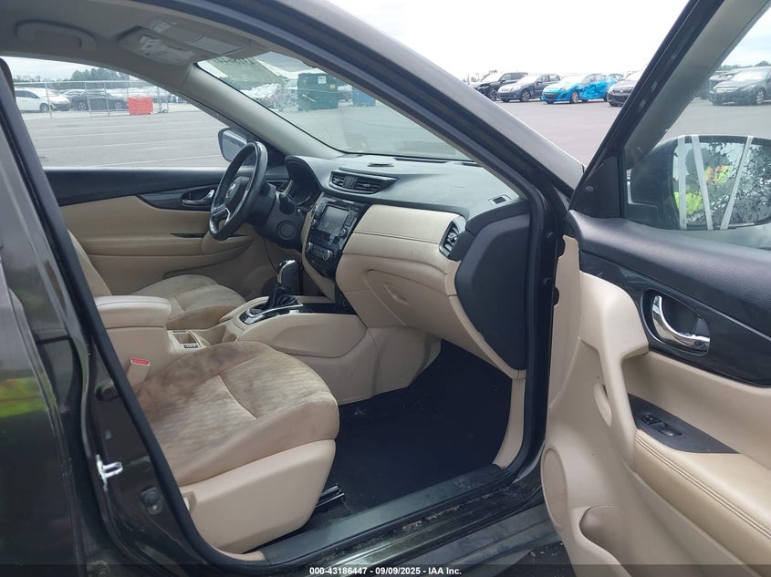 2017 NISSAN ROGUE SV - KNMAT2MT9HP567418