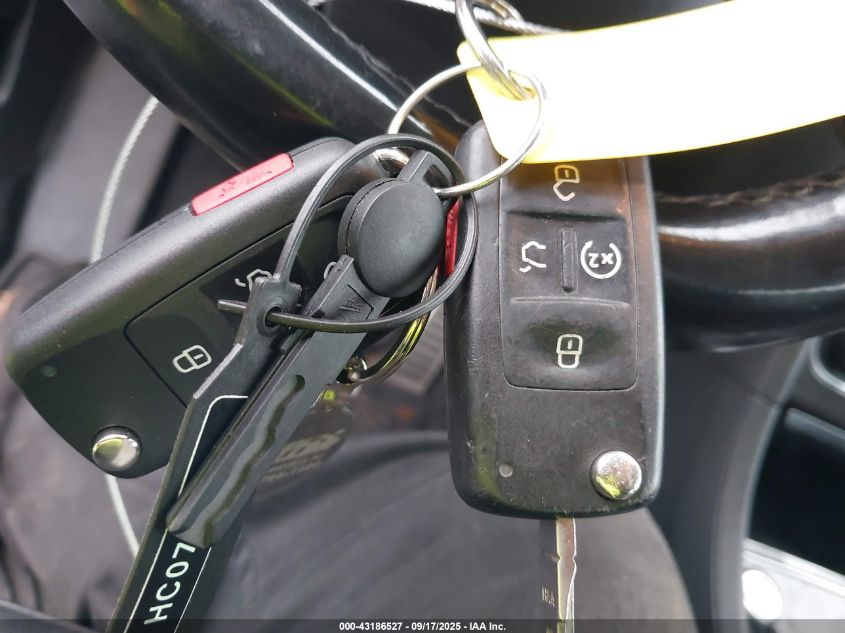 2017 Volkswagen Passat 1.8T Sel Premium VIN: 1VWCT7A39HC074398 Lot: 43186527