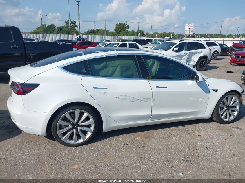 2020 Tesla Model 3 Long Range Dual Motor All-Wheel Drive VIN: 5YJ3E1EB4LF601285 Lot: 43186541