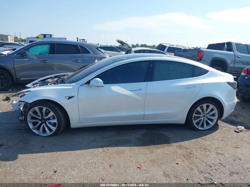 2020 Tesla Model 3 Long Range Dual Motor All-Wheel Drive VIN: 5YJ3E1EB4LF601285 Lot: 43186541