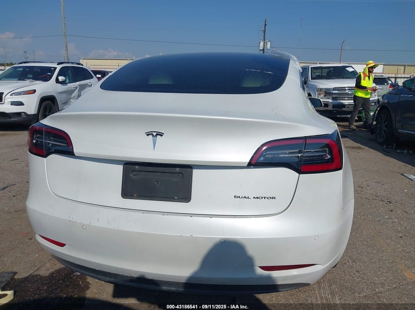 2020 Tesla Model 3 Long Range Dual Motor All-Wheel Drive VIN: 5YJ3E1EB4LF601285 Lot: 43186541