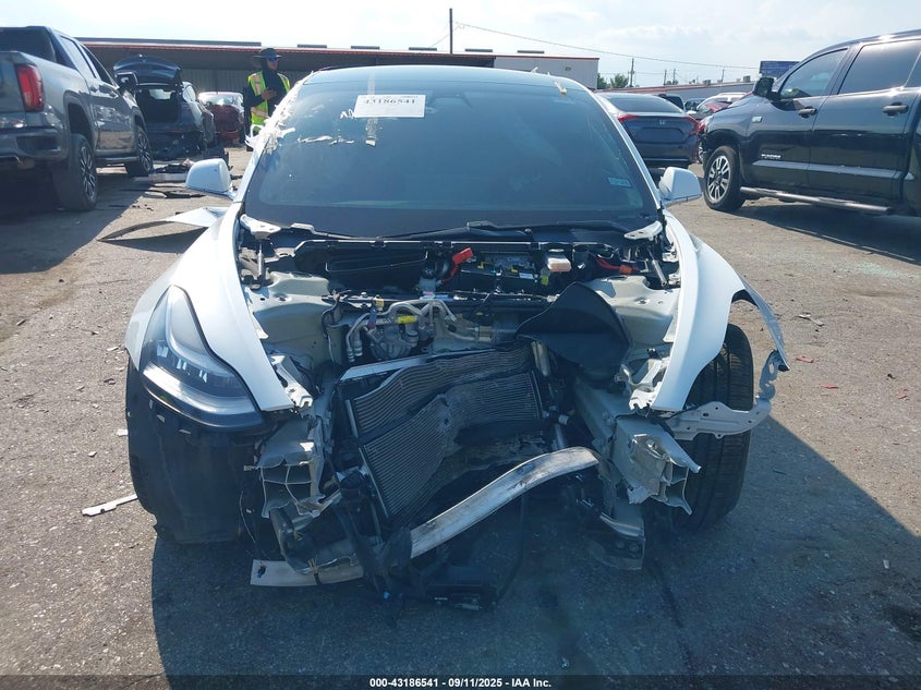 2020 Tesla Model 3 Long Range Dual Motor All-Wheel Drive VIN: 5YJ3E1EB4LF601285 Lot: 43186541