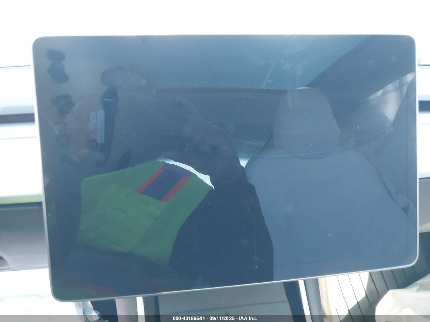 2020 Tesla Model 3 Long Range Dual Motor All-Wheel Drive VIN: 5YJ3E1EB4LF601285 Lot: 43186541