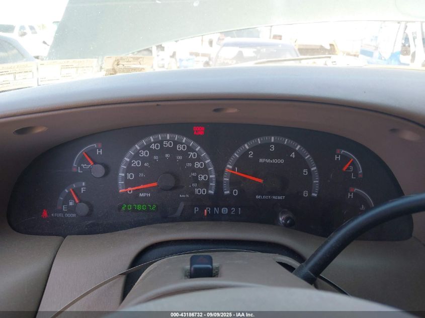 2002 Ford F-150 Lariat/Xlt VIN: 1FTRW08L82KE39703 Lot: 43186732