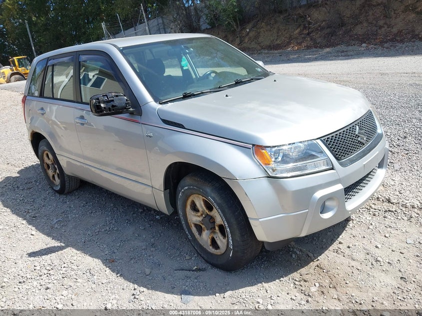 2006 Suzuki Grand Vitara silver other gasoline JS3TD941164103522 photo #1