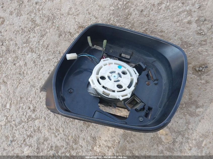 2014 Lexus Gx 460 VIN: JTJBM7FX1E5072570 Lot: 43187133