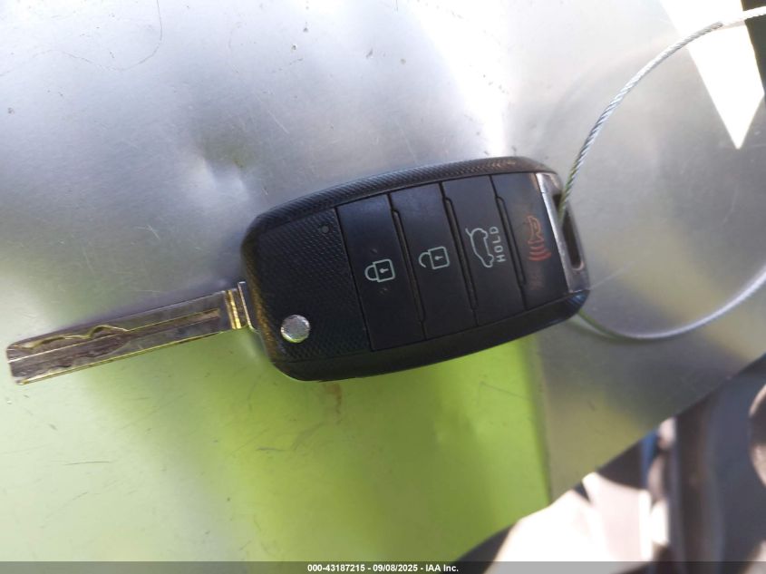 2014 Kia Soul + VIN: KNDJP3A50E7006455 Lot: 43187215