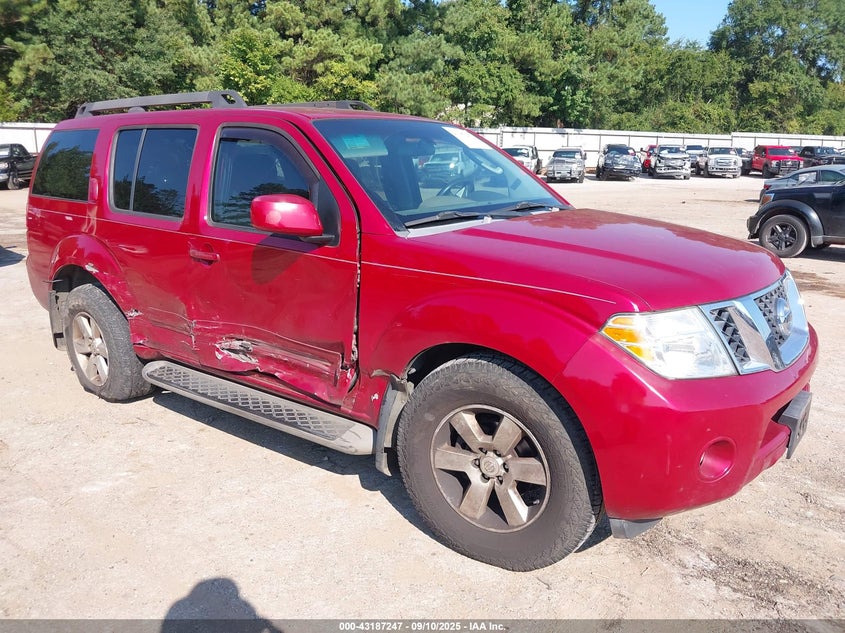 2009 Nissan Pathfinder Se red other gasoline 5N1AR18U29C602784 photo #1