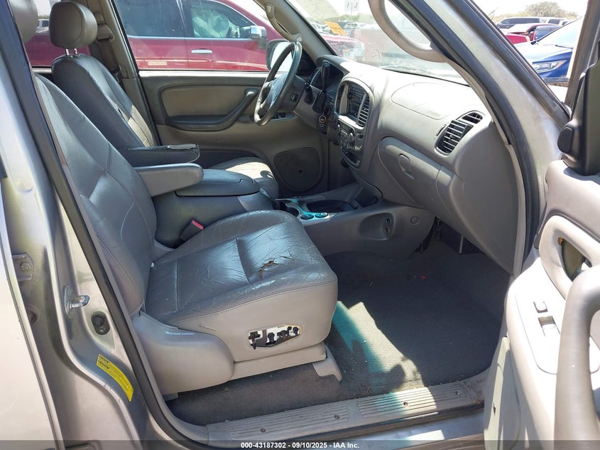 5TDZT38A72S063397 2002 TOYOTA SEQUOIA photo no. 5