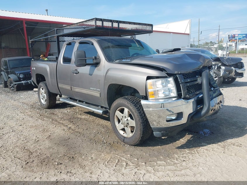 CHEVROLET SILVERADO 2500 LT