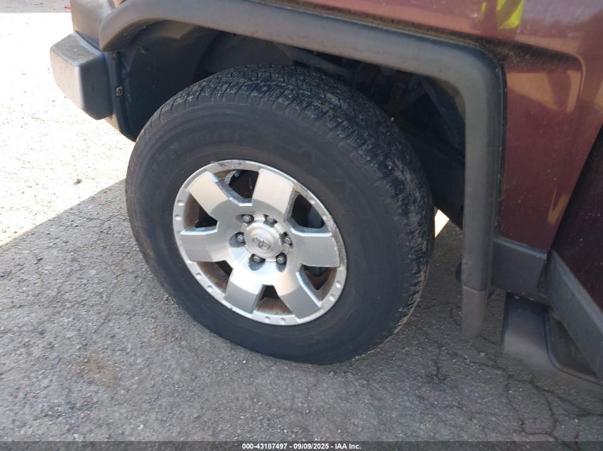 2007 Toyota Fj Cruiser VIN: JTEBU11F270010993 Lot: 43187497