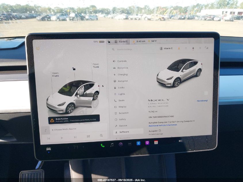 2024 Tesla Model Y Long Range Dual Motor All-Wheel Drive VIN: 7SAYGDEE0RA257460 Lot: 43187537