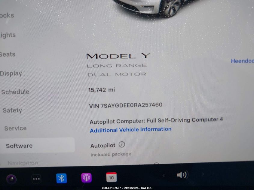 2024 Tesla Model Y Long Range Dual Motor All-Wheel Drive VIN: 7SAYGDEE0RA257460 Lot: 43187537