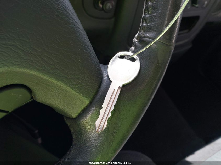 2002 Dodge Ram 1500 St VIN: 3D7HA18N72G125247 Lot: 43187601