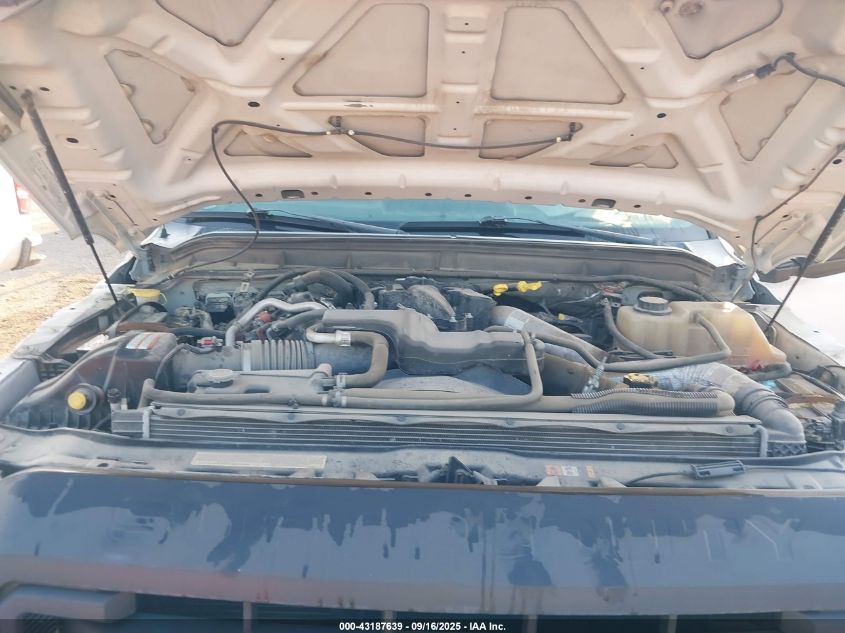 2015 Ford F-350 Chassis Xl VIN: 1FD8X3HT4FEC04094 Lot: 43187639