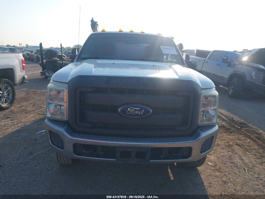 2015 Ford F-350 Chassis Xl VIN: 1FD8X3HT4FEC04094 Lot: 43187639