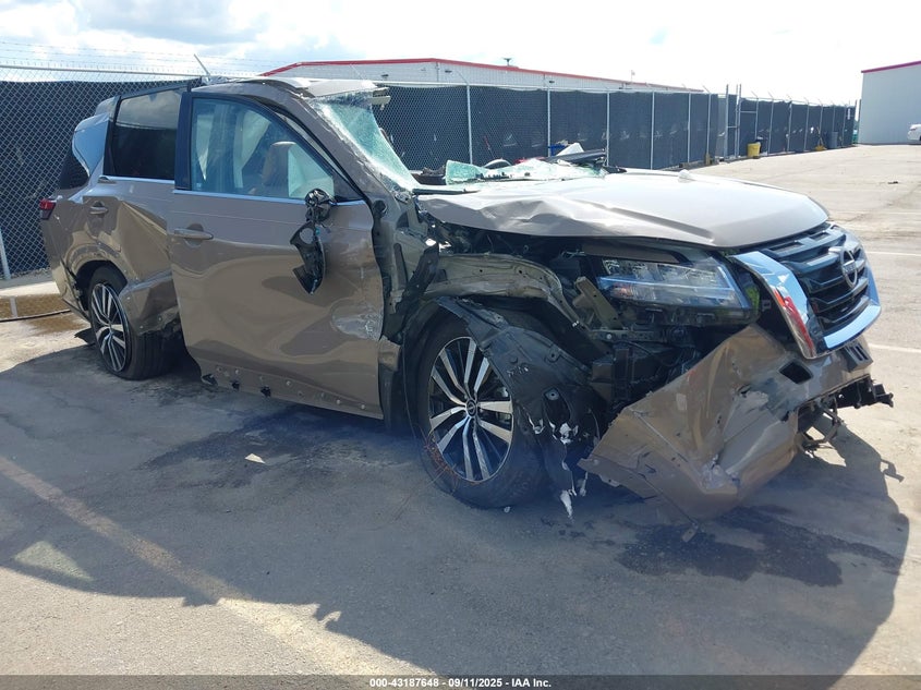 2024 NISSAN PATHFINDER auction photo 1