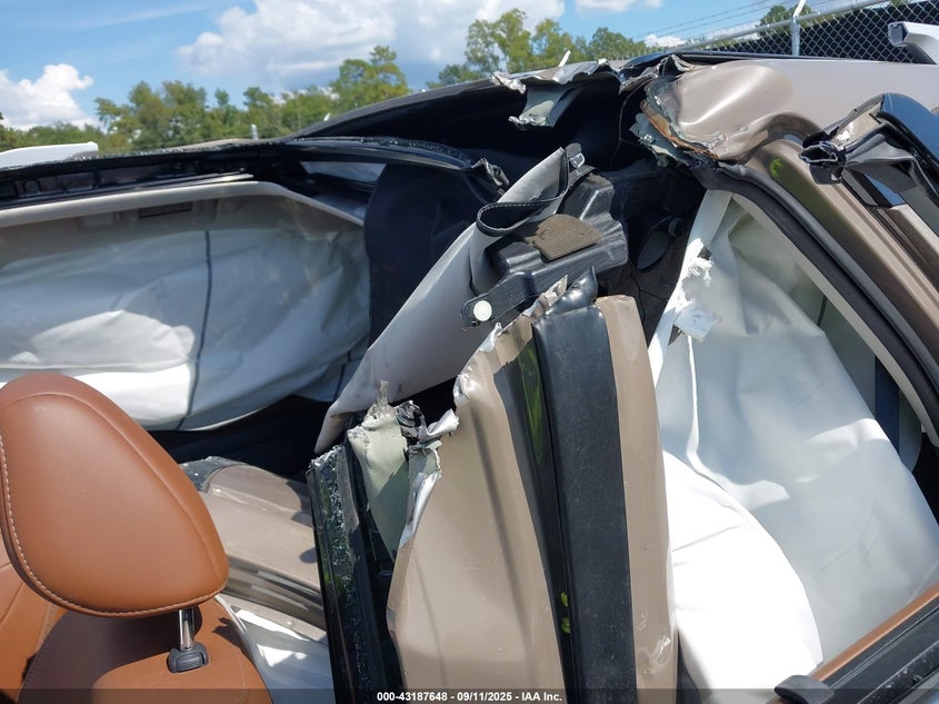 2024 NISSAN PATHFINDER auction photo 8