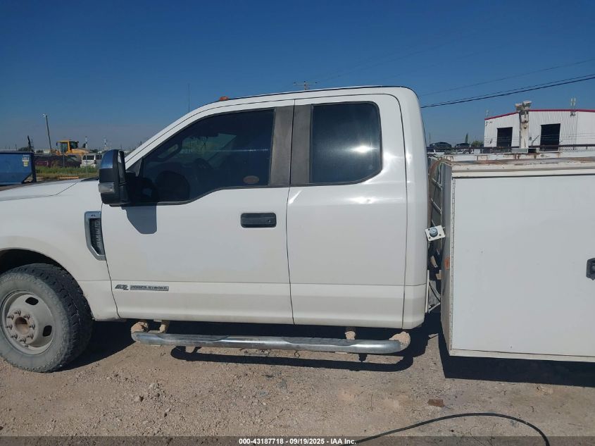 2017 Ford F-350 Chassis Xl VIN: 1FD8X3GT2HEF50343 Lot: 43187718