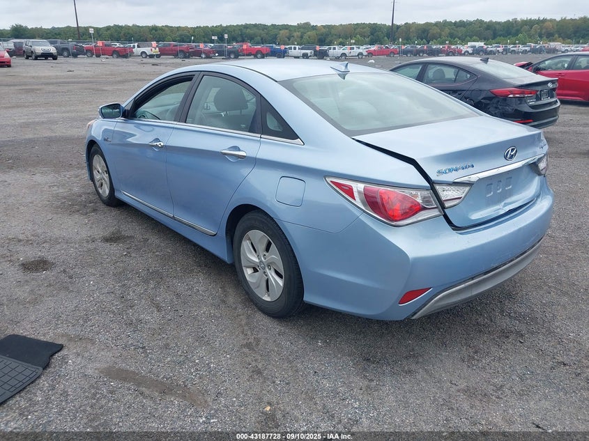 2014 HYUNDAI SONATA HYBRID - KMHEC4A46EA113731