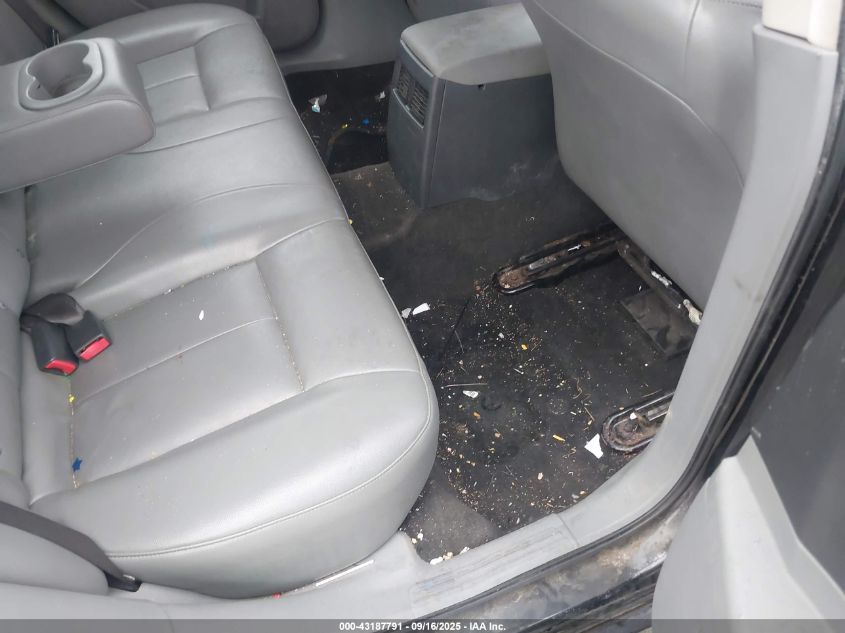 2005 Chrysler 300 Touring VIN: 2C3JA53G15H594533 Lot: 43187791