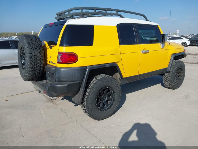 JTEBU11F470085162 2007 TOYOTA FJ CRUISER photo no. 4