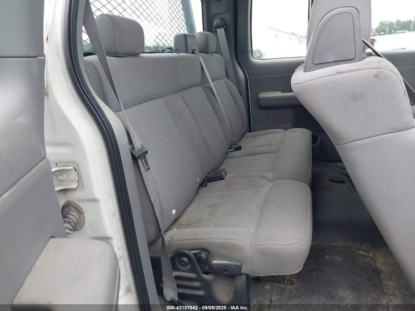 2006 Ford F-150 Stx/Xl/Xlt VIN: 1FTRX12W56KD77706 Lot: 43187842