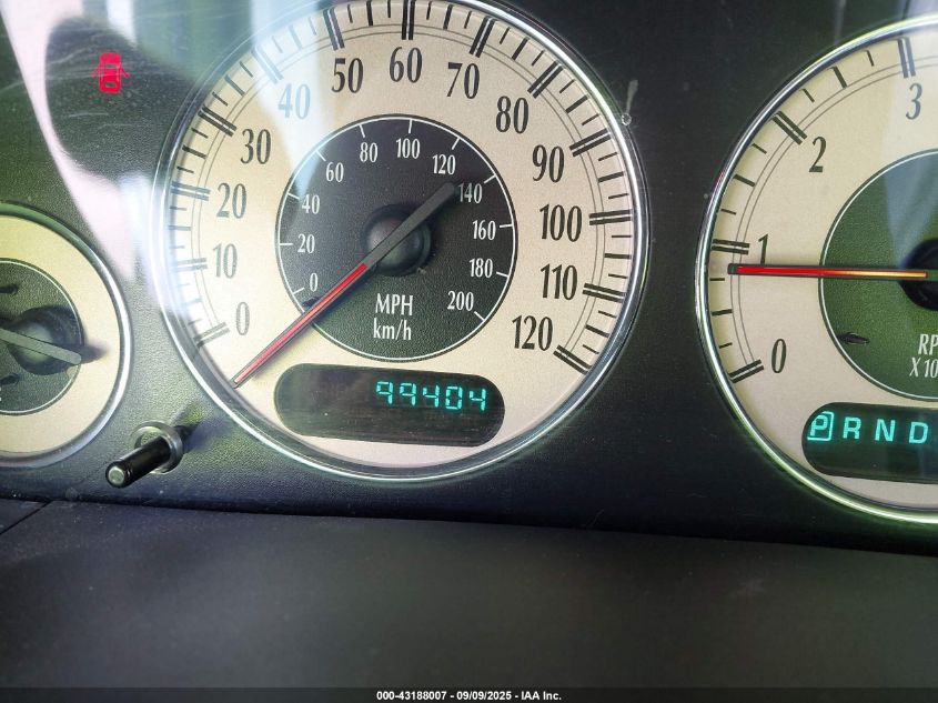 2001 Chrysler Town & Country Lxi VIN: 2C8GT54L41R285282 Lot: 43188007