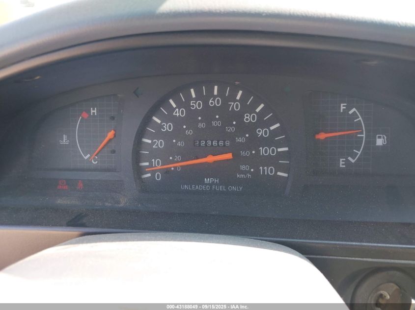 2000 Toyota Tacoma VIN: 4TANL42N1YZ662556 Lot: 43188049