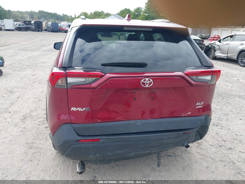 2021 TOYOTA RAV4 XLE - 2T3P1RFV9MC145902