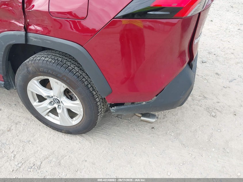 2021 TOYOTA RAV4 XLE - 2T3P1RFV9MC145902