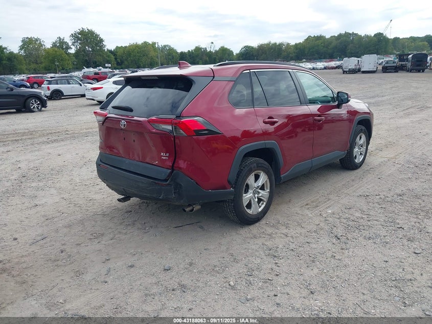2021 TOYOTA RAV4 XLE - 2T3P1RFV9MC145902