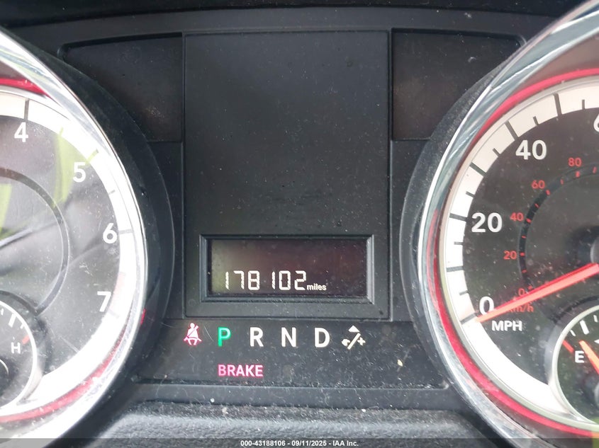 2017 DODGE GRAND CARAVAN SXT - 2C4RDGCG8HR749627